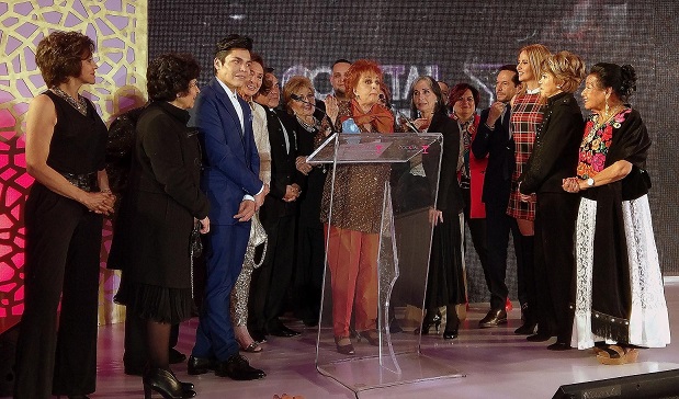 Cocktail de la Moda 2017 Entrega Premio Especial a Talina Fernández