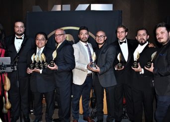 Disfrutan y Premian a lo Mejor de la Industria de Los Puros en “Luxury Smoking Awards”